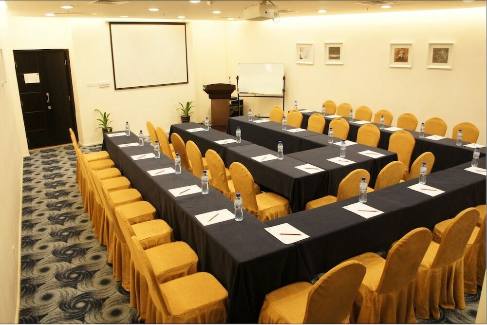 Фото KaiMan Hotel