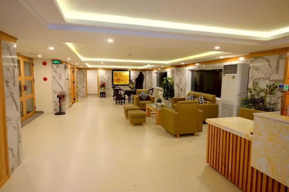 Фото Marigold Hotel And Apartment Da Nang