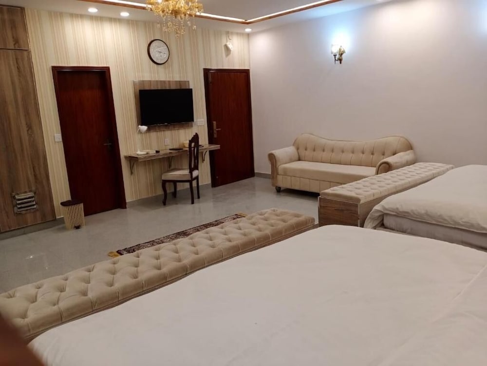 Фото Shanze Hotel And Suites