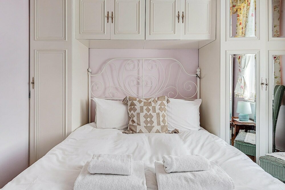 Фото Charming one Bedroom Flat Near Maida Vale by Underthedoormat