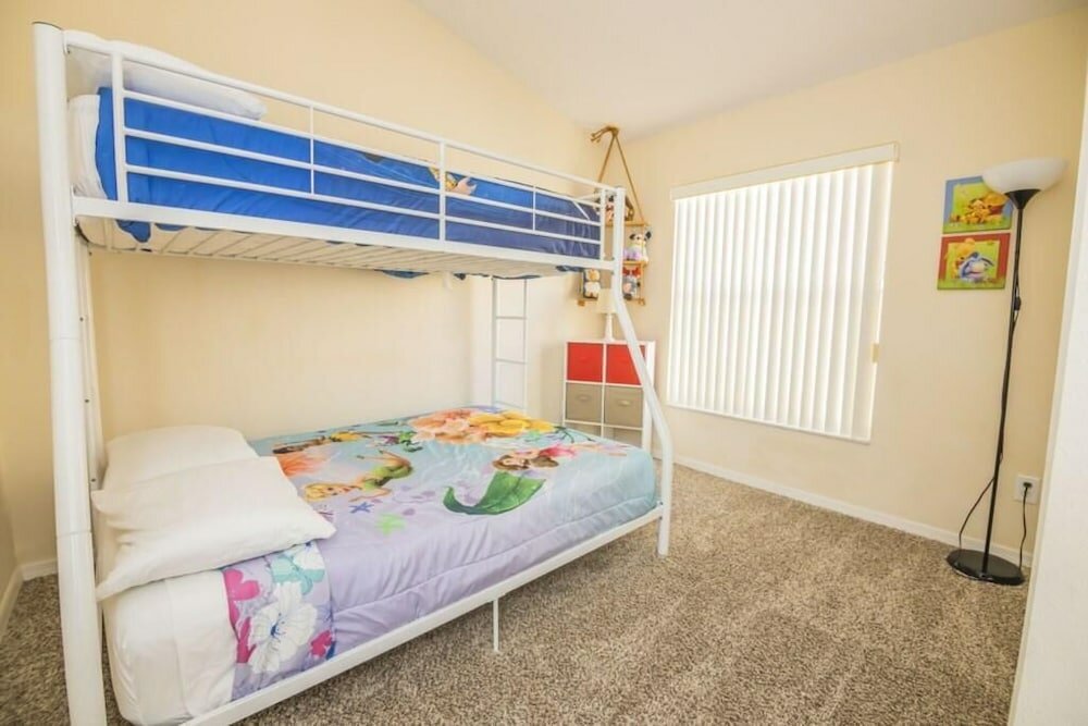 Фото Yvonne's Indian Point Vacation Home