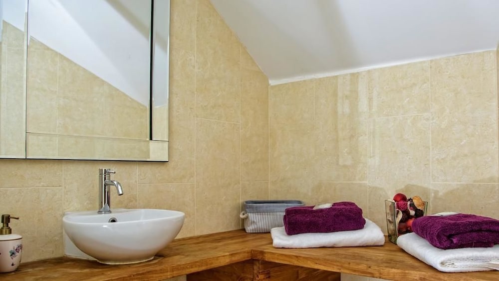 Фото Canada Lodge and Lake