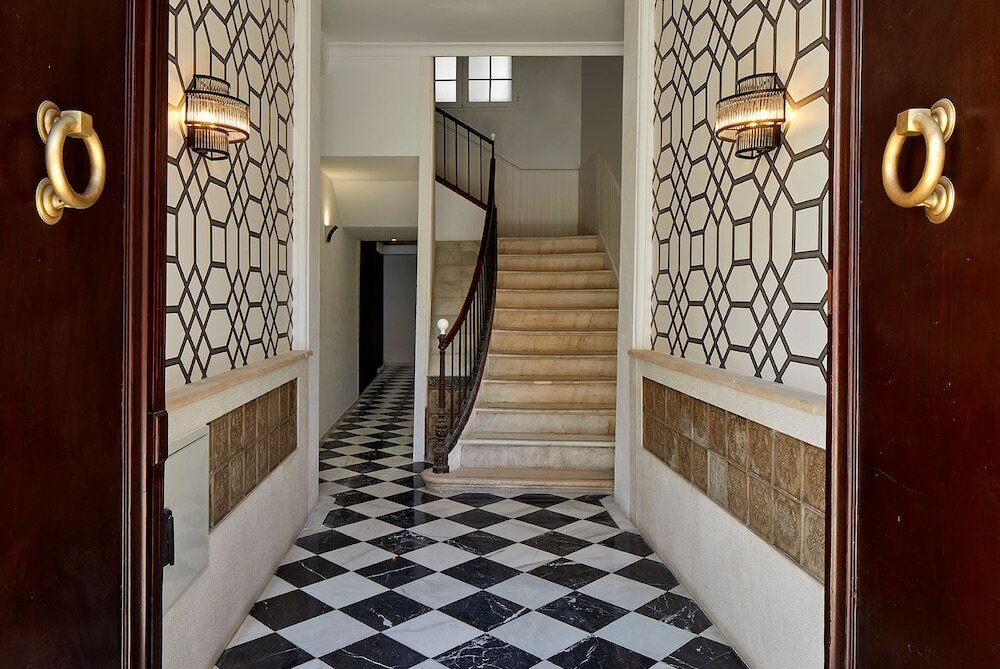 Фото Lodgingmalaga Plaza de la Constitución