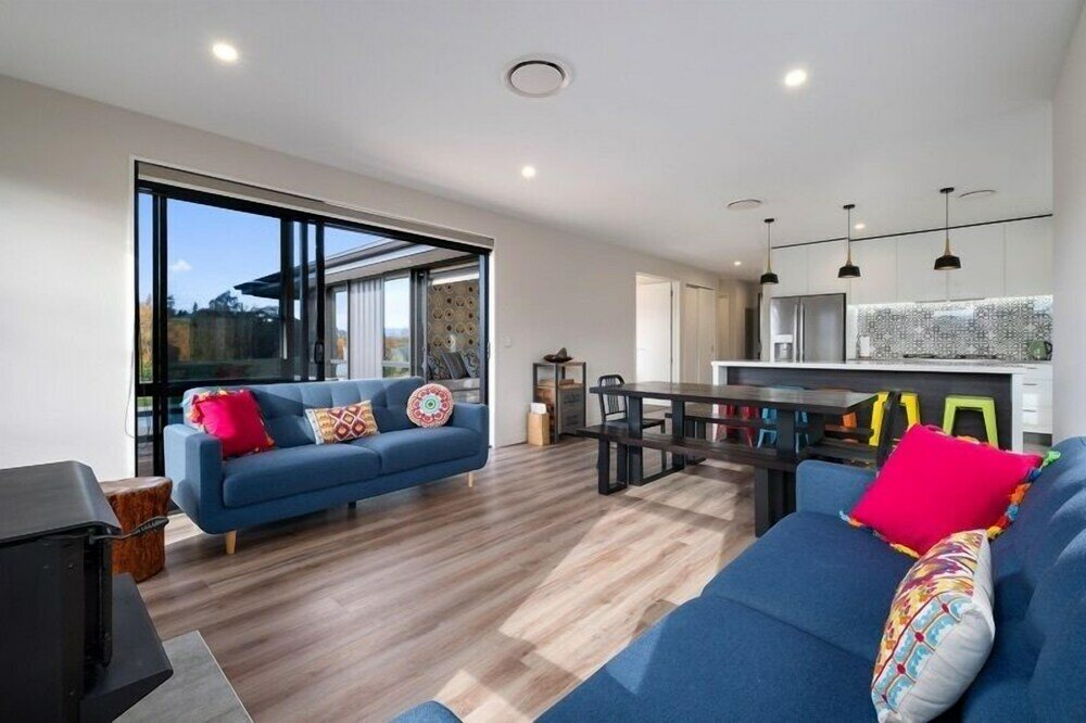 Фото Sapphire Spring Rise