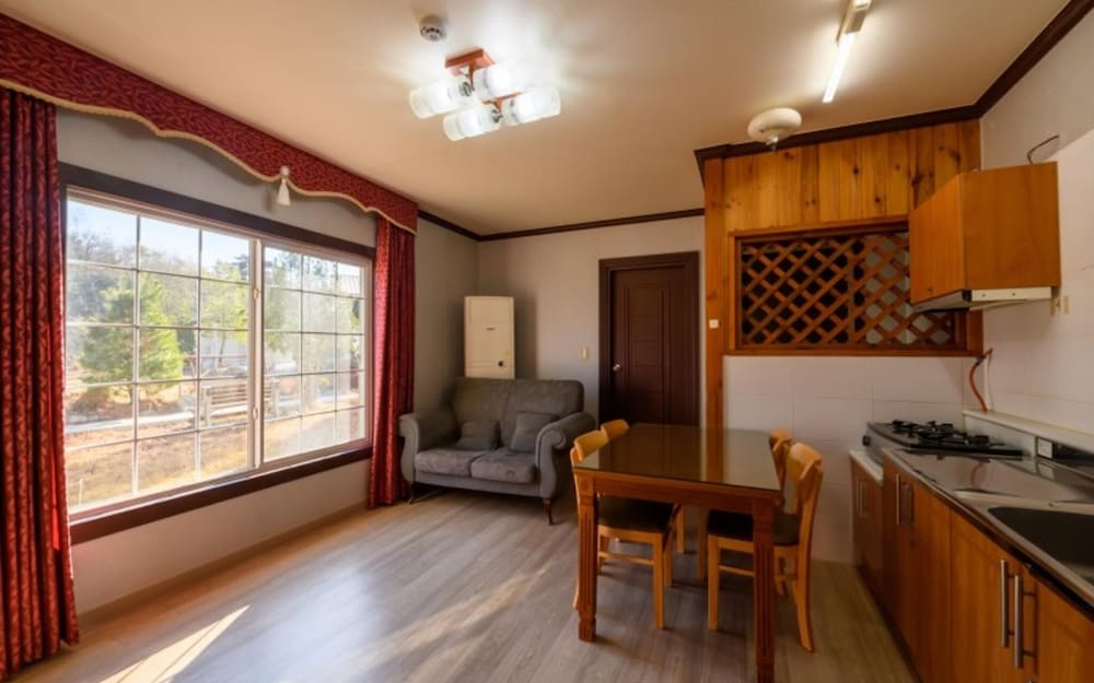 Фото Yangyang Seorak Badanamuro Pension