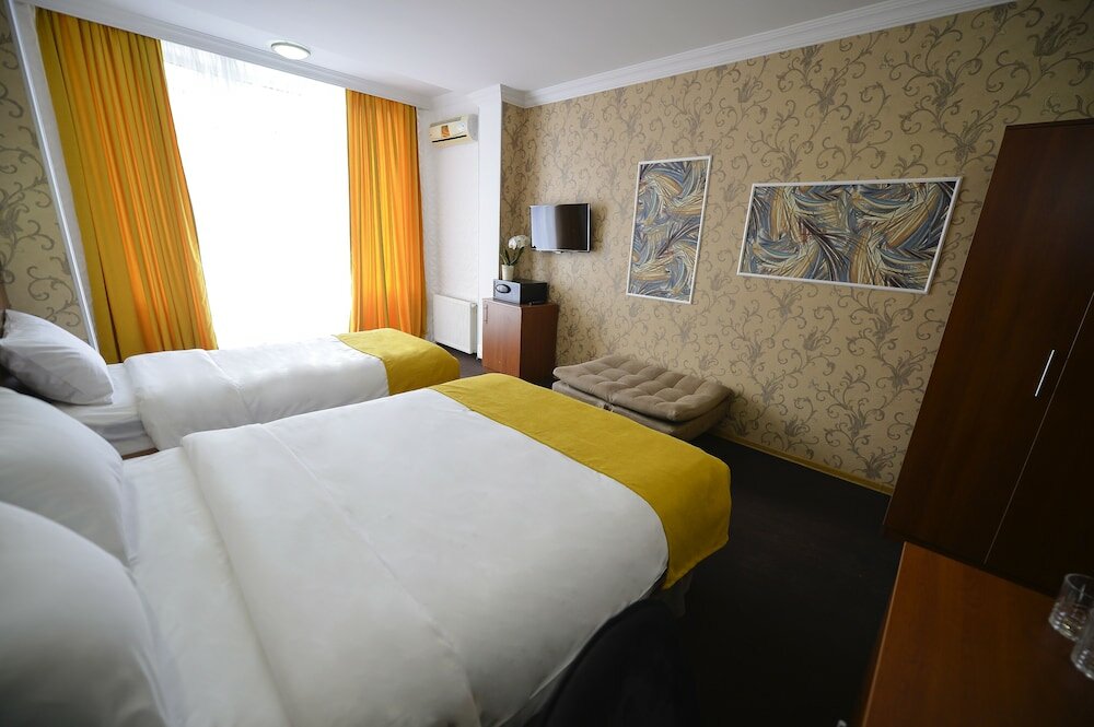 Фото Aura Boutique Hotel