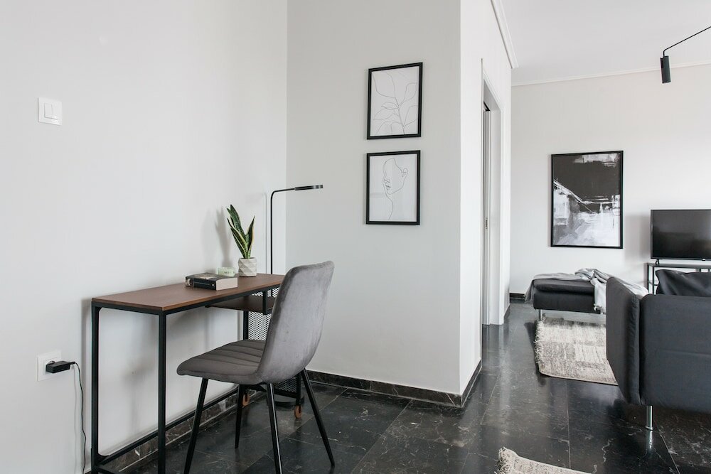 Фото Spacious Apartment near Helexpo