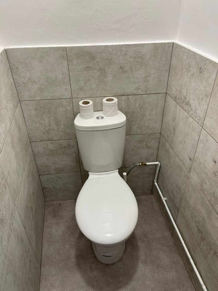 Фото Oyo National Hotel