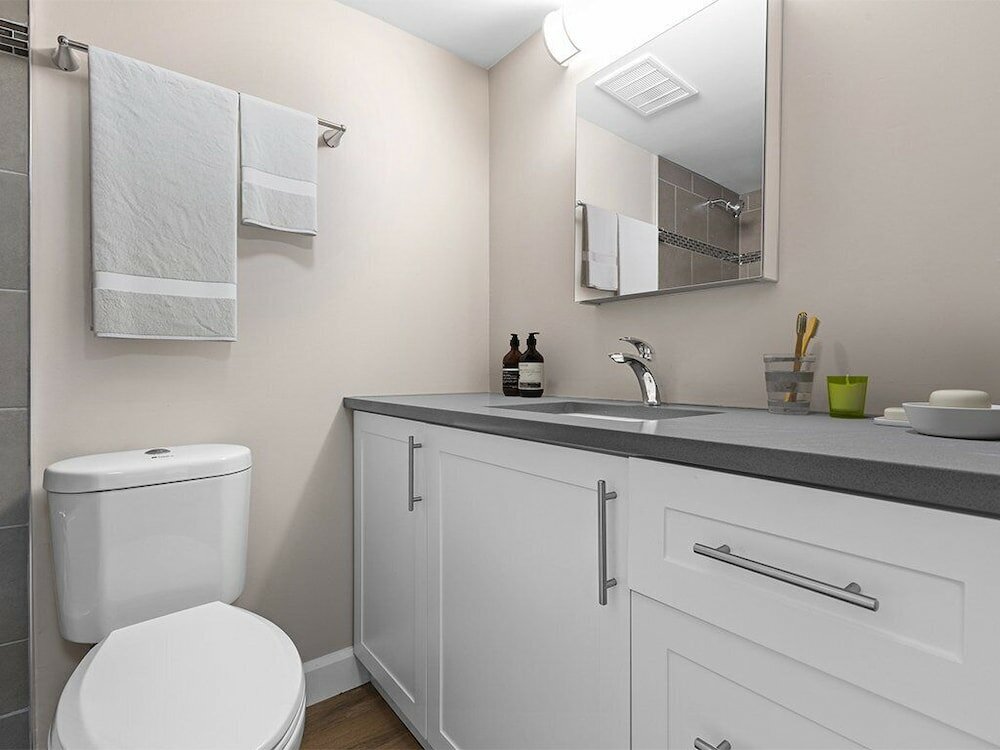 Фото 2br Apt in Vibrant Beaumont Area