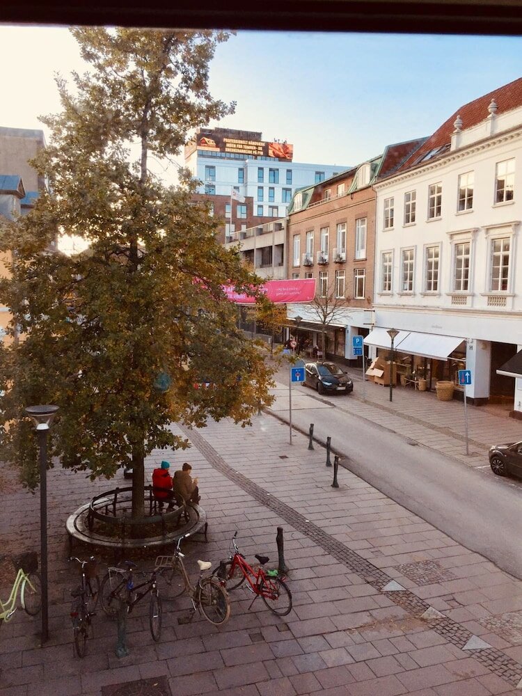 Фото City Hotel Nattergalen Apartments