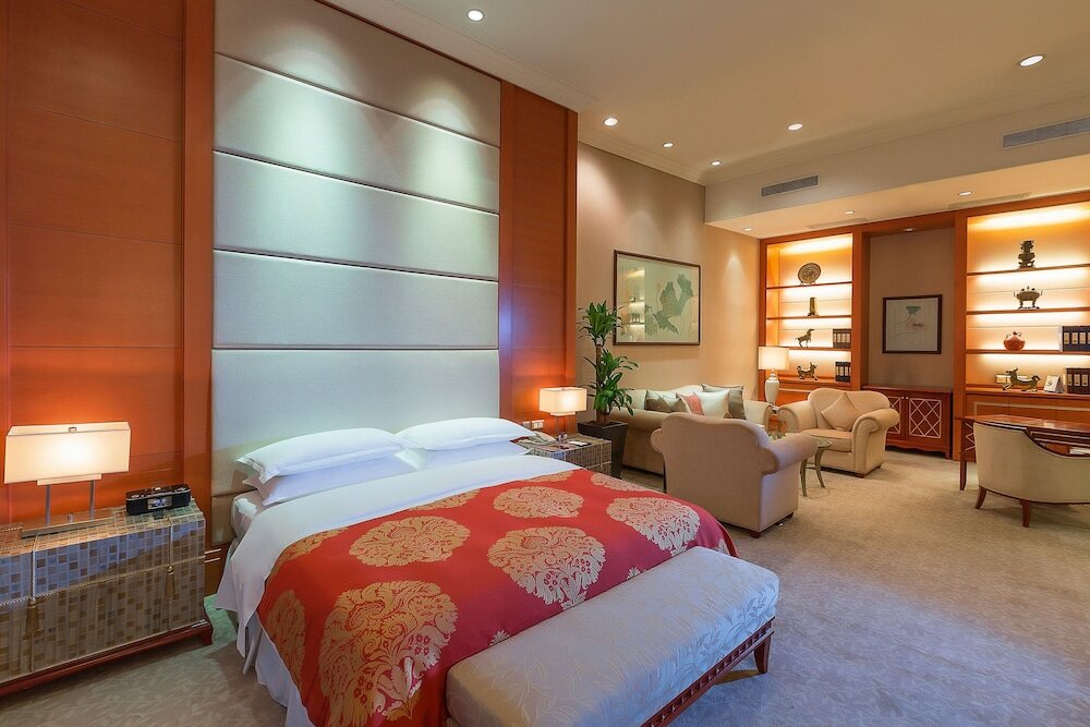 Фото Sheraton Chengdu Lido Hotel