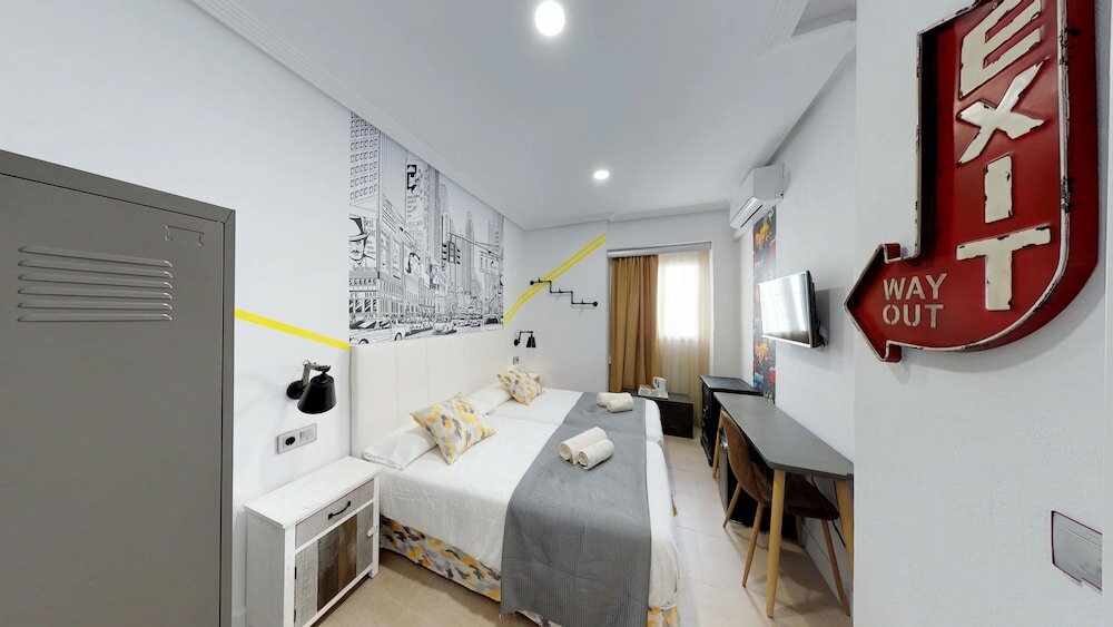 Фото Hostal Boutique La Española by Bossh Hotels