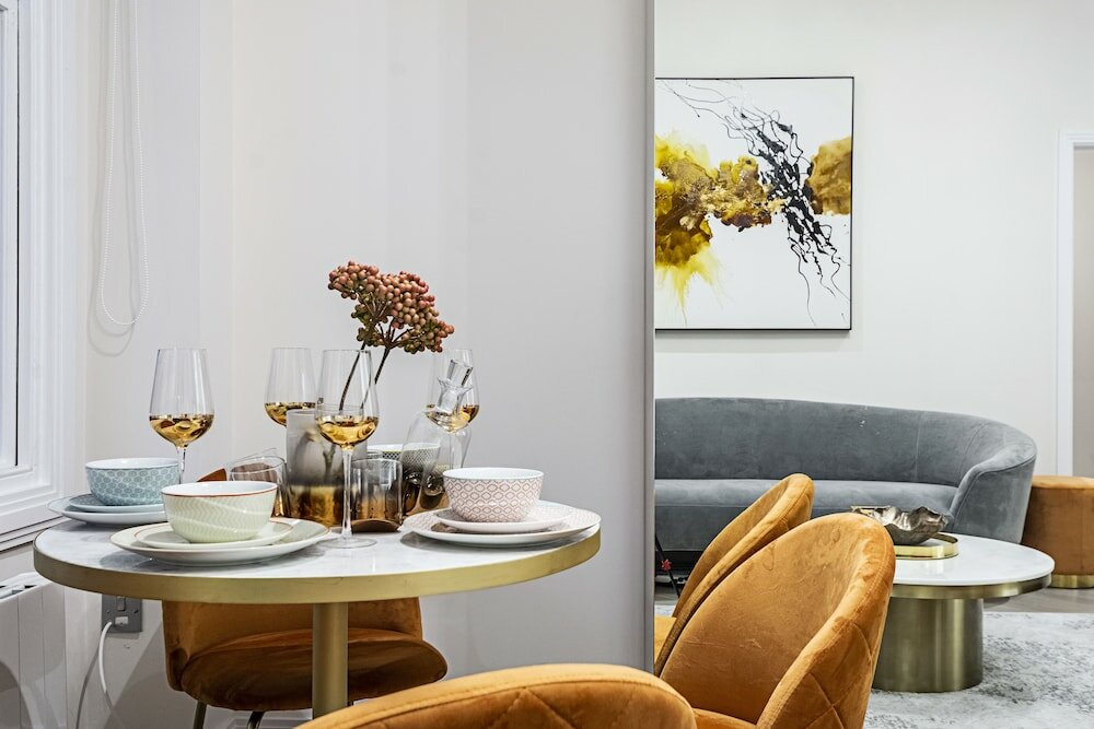 Фото Billionaire Suites Kensington