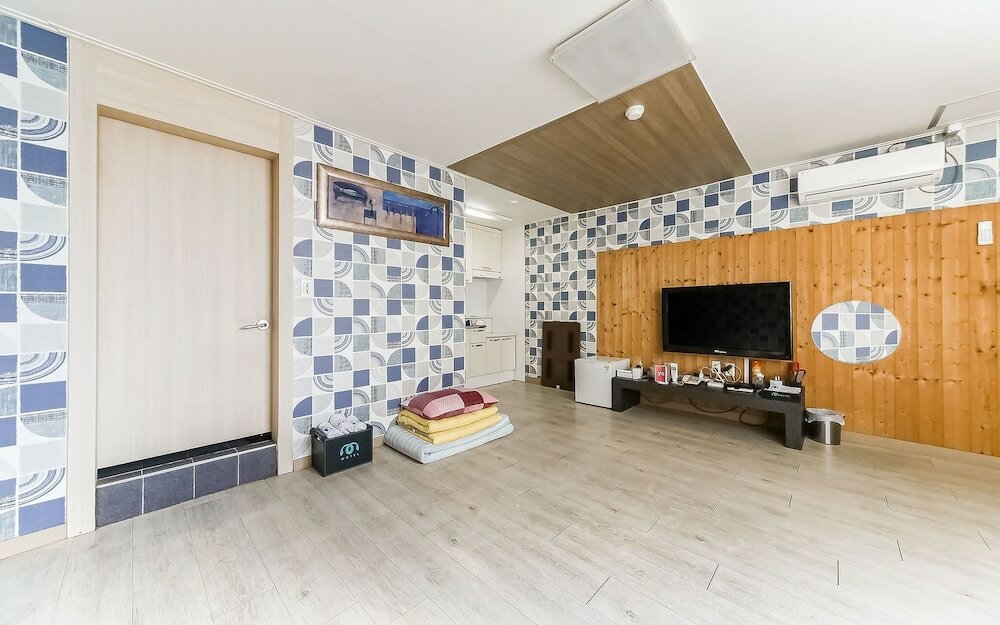 Фото Busan Youngdo M