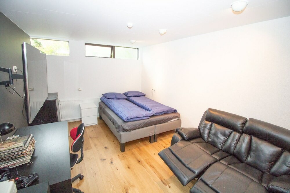 Фото Seaside Villa - 6 bedrooms