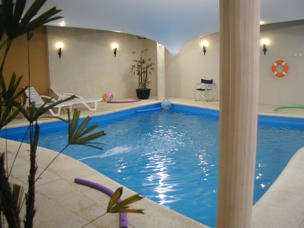 Фото Howard Johnson by Wyndham San Pedro