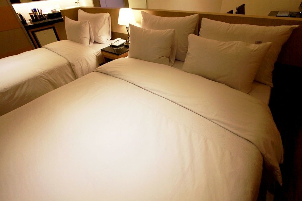 Фото Yeongdeungpo Hotel Home