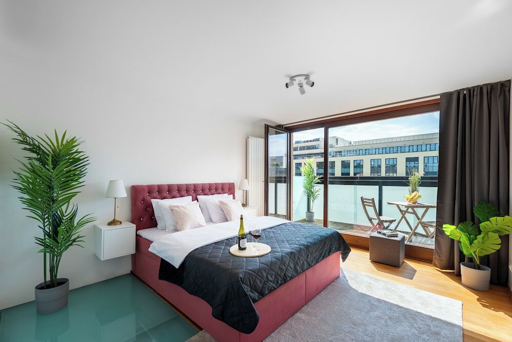 Фото Four bedroom apartment in Prague