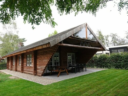 Гостиница Robust house with covered terrace в Тюрнхауте