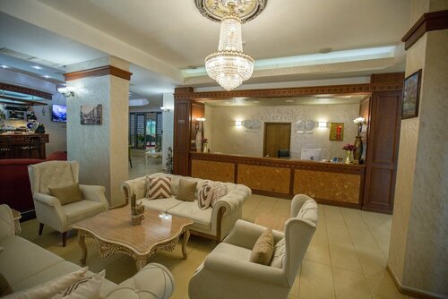 Гостиница Hotel Terra Europe Brontes в Тырговиште