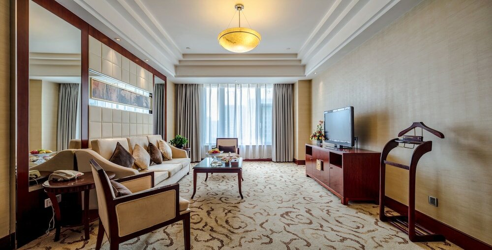 Фото Yungang Jianguo Hotel