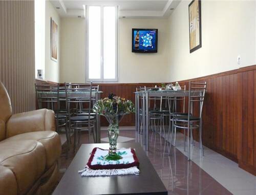Гостиница Hotel des Bains в Альфорвилле