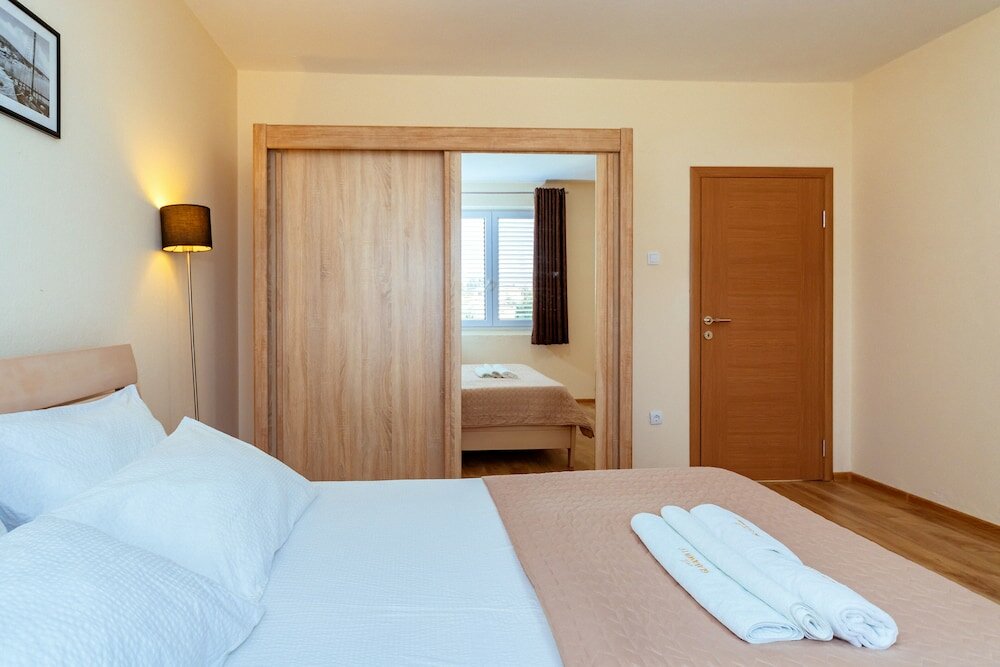 Фото Holiday House Uphill Glavanovic