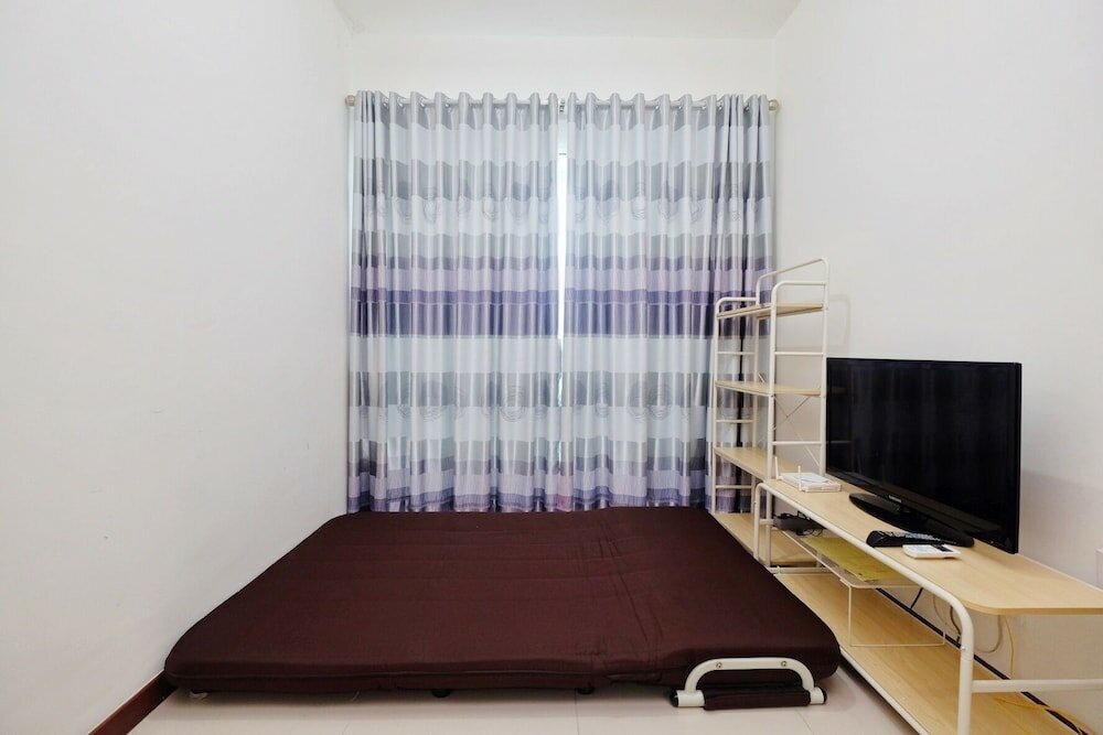 Фото Homey 1br with City View Green Bay Apartment