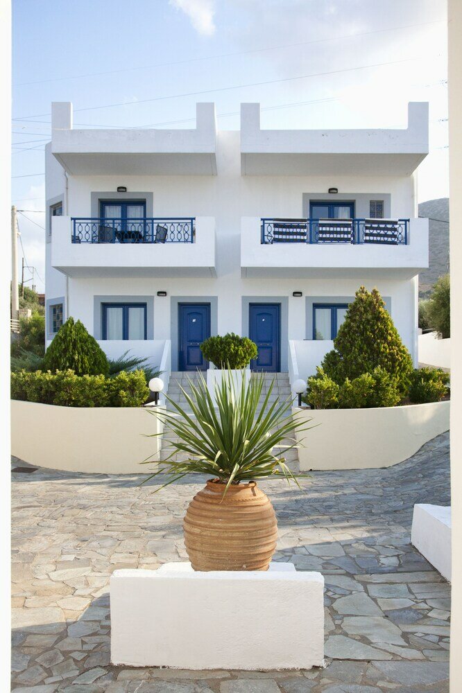 Фото Sunshine Seaside Hotel