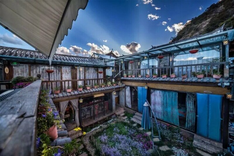 Гостиница Fanlu Inn в Лицзяне