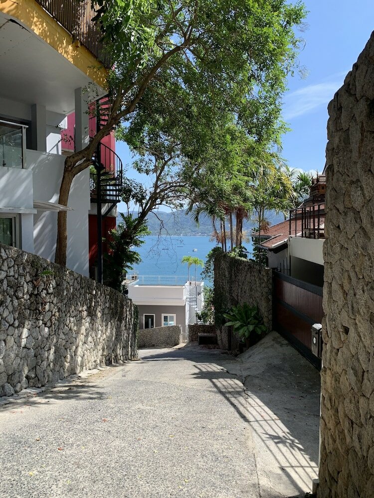 Фото Jirana Patong