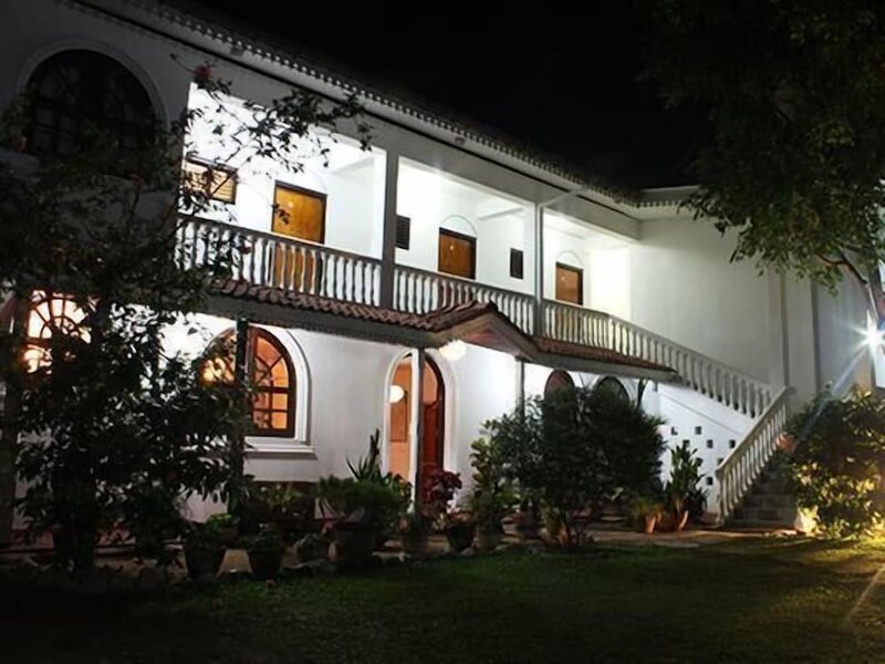 Гостиница Hideaway Hikkaduwa в Хиккадуве