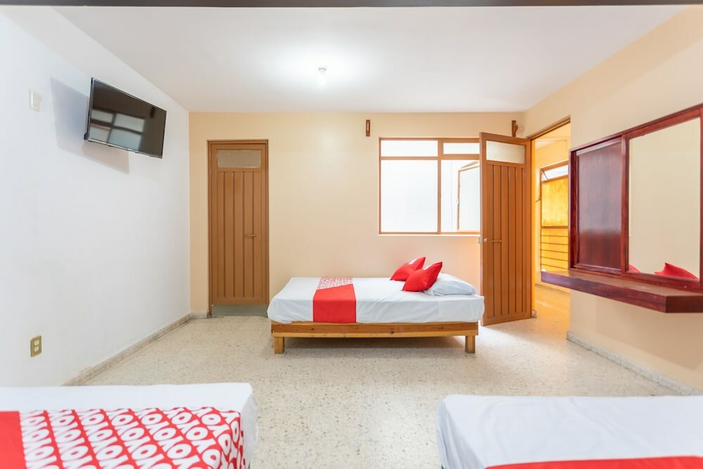 Фото Oyo Hotel Emperador, Oaxaca