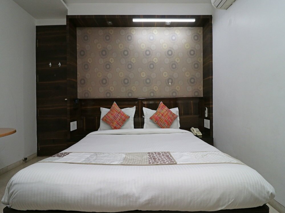 Фото Oyo 9536 Bee For Home Stay