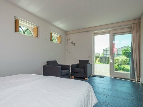 Гостиница Inviting Holiday Home in Zuidoostbeemster near Center & Forest