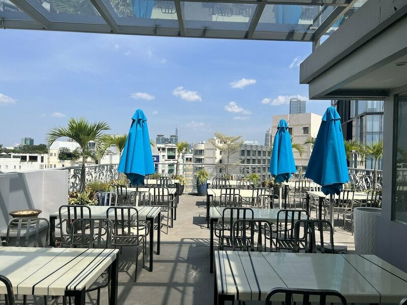 Гостиница Acnos Hotel в Хошимине
