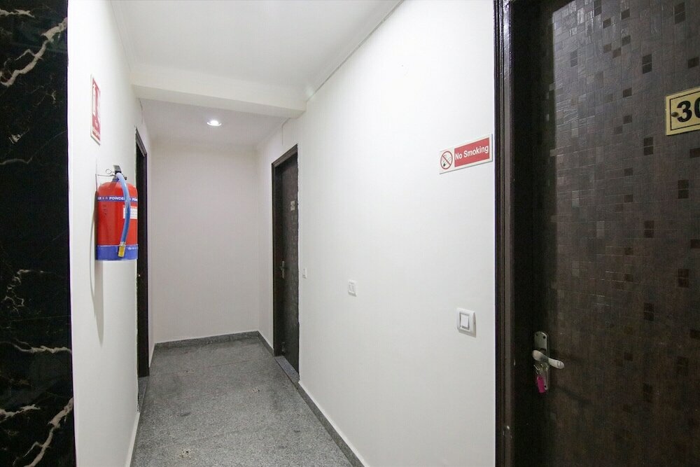 Фото Fabhotel Airport Avalon