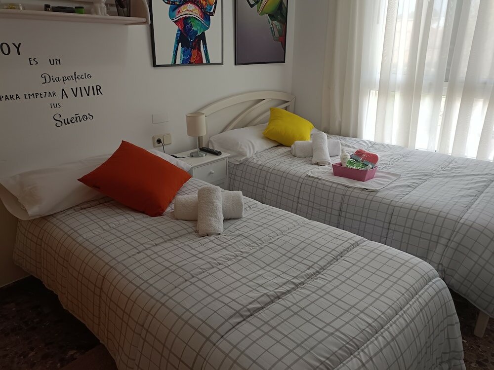 Фото Acogedora y familiar casa EN L'Olleria