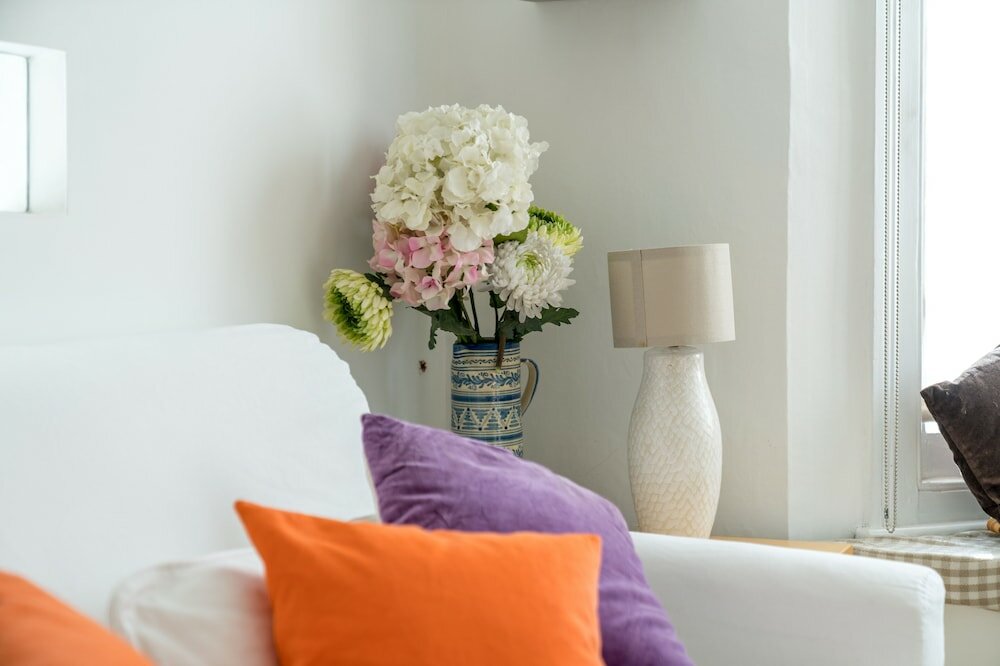 Фото Altido Captivating 2-Bed Flat In Shepherd'S Bush