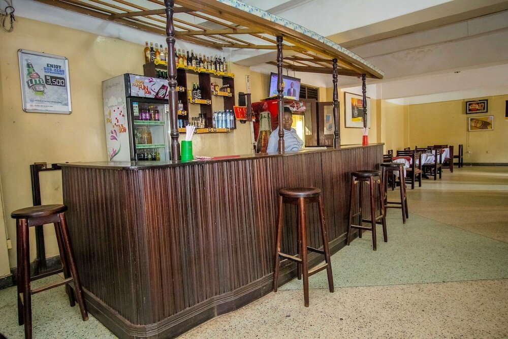 Фото Mwana Highway Hotel Iganga