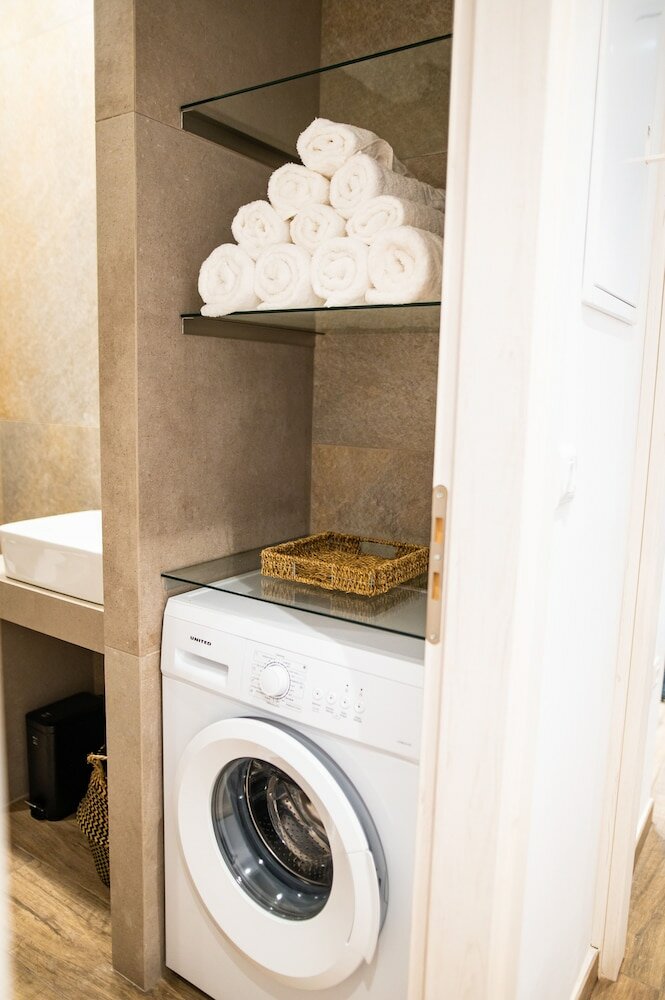 Фото Pebble Garden Orchid