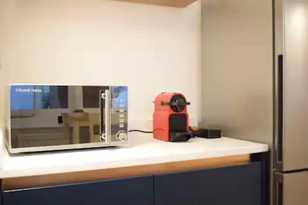 Фото Spacious and Modern Apartment in Pimlico