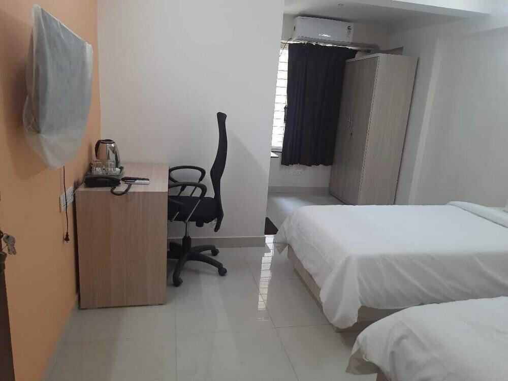 Фото Opal Suite Rooms