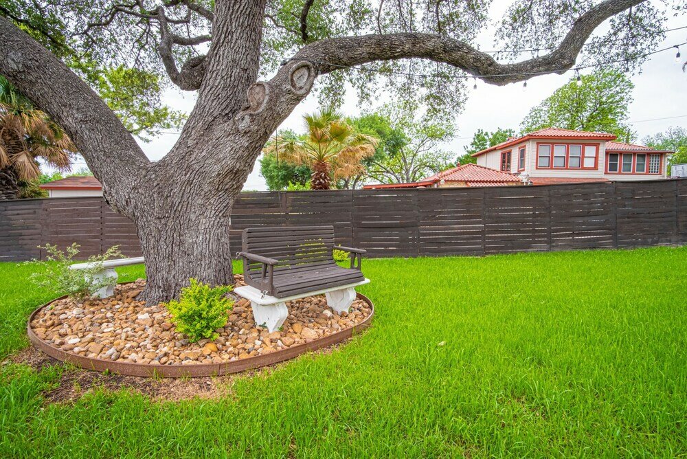 Фото Splash Into Vacation 6br Home w Pool & Waterslide