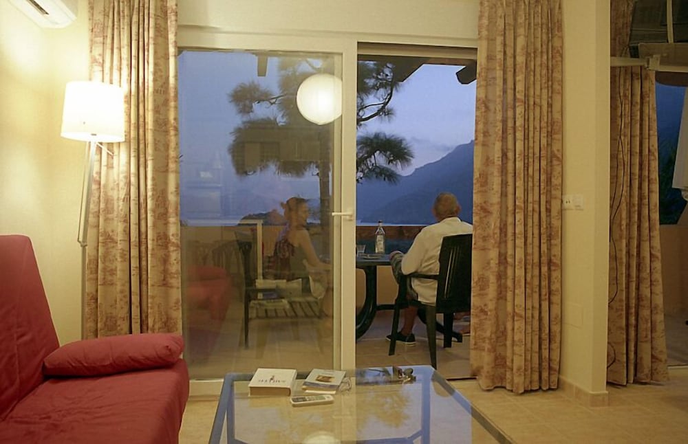 Фото Camping Naturista El Portús