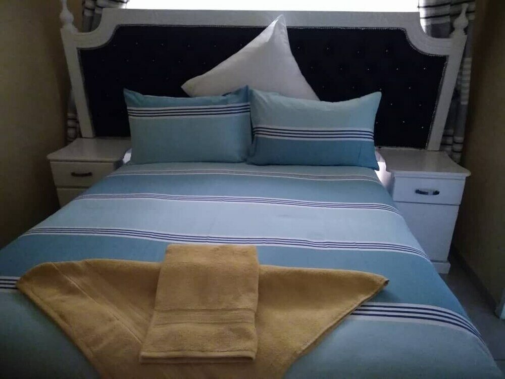 Фото Crown Inn Guest House