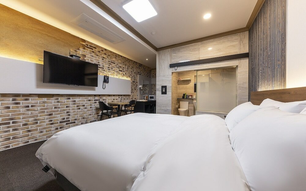 Фото Anseong U-stay Motel