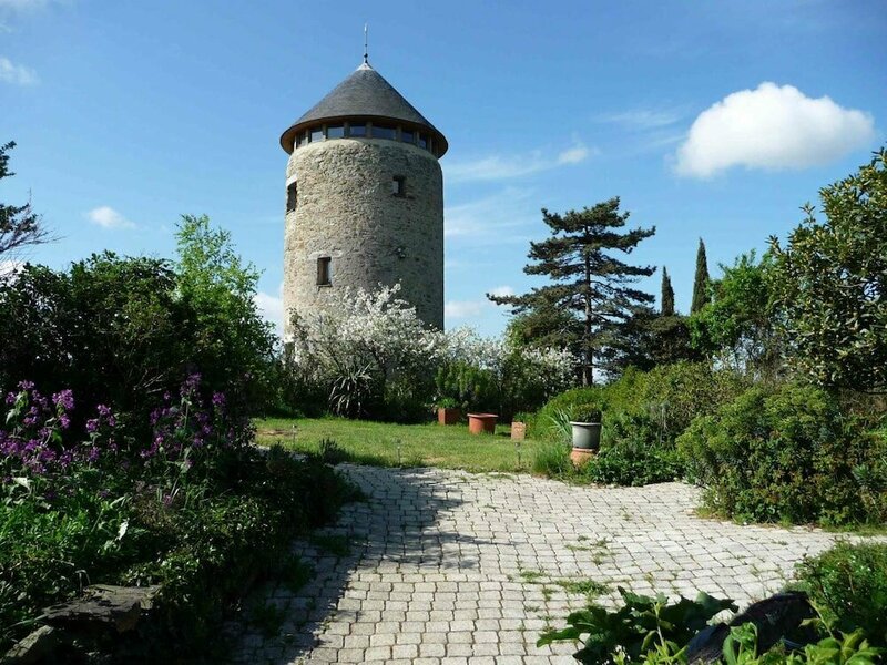 Гостиница Le Moulin Géant