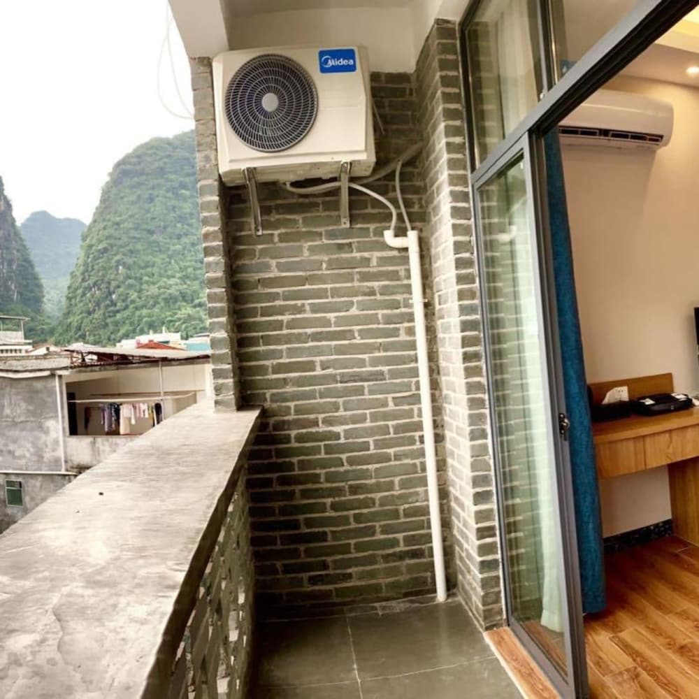 Фото Yangshuo Qingyunge Hotel