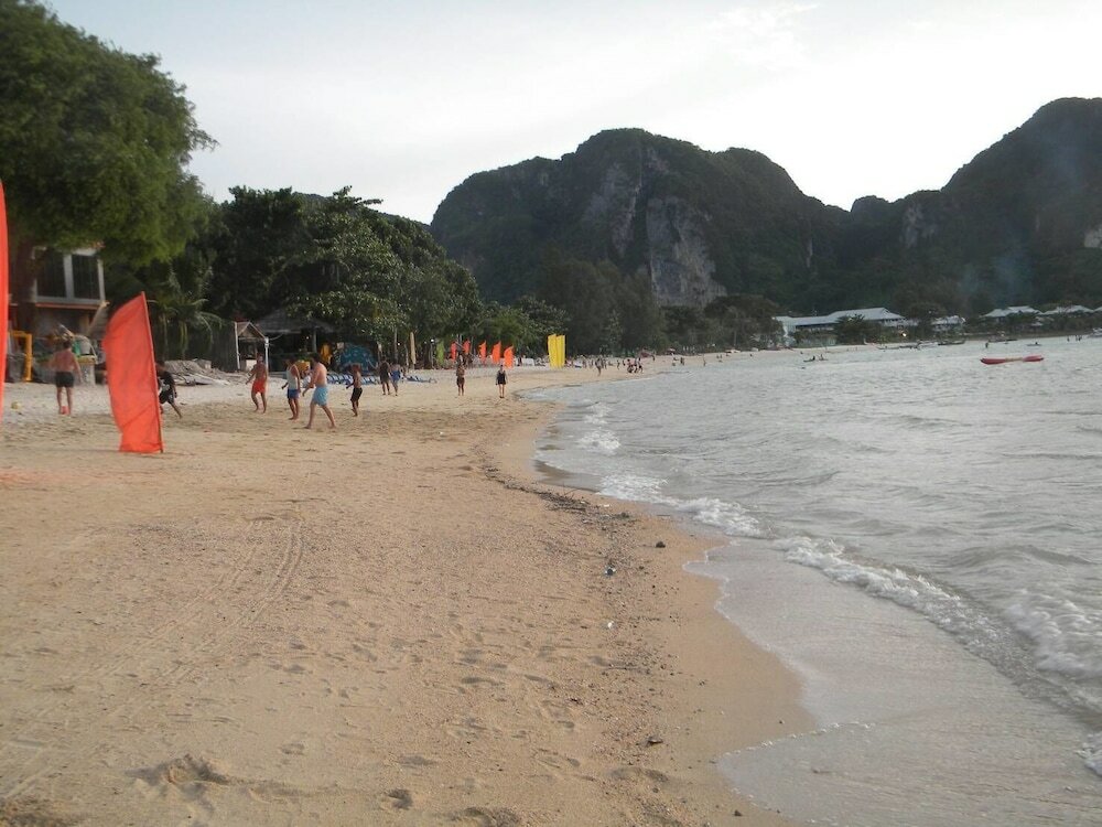 Фото Sabai House